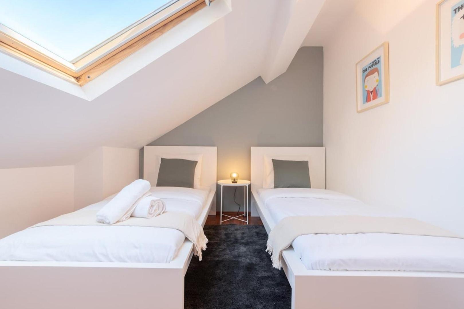 Lille Center - 4 Bedroom Duplex Apartment! Esterno foto