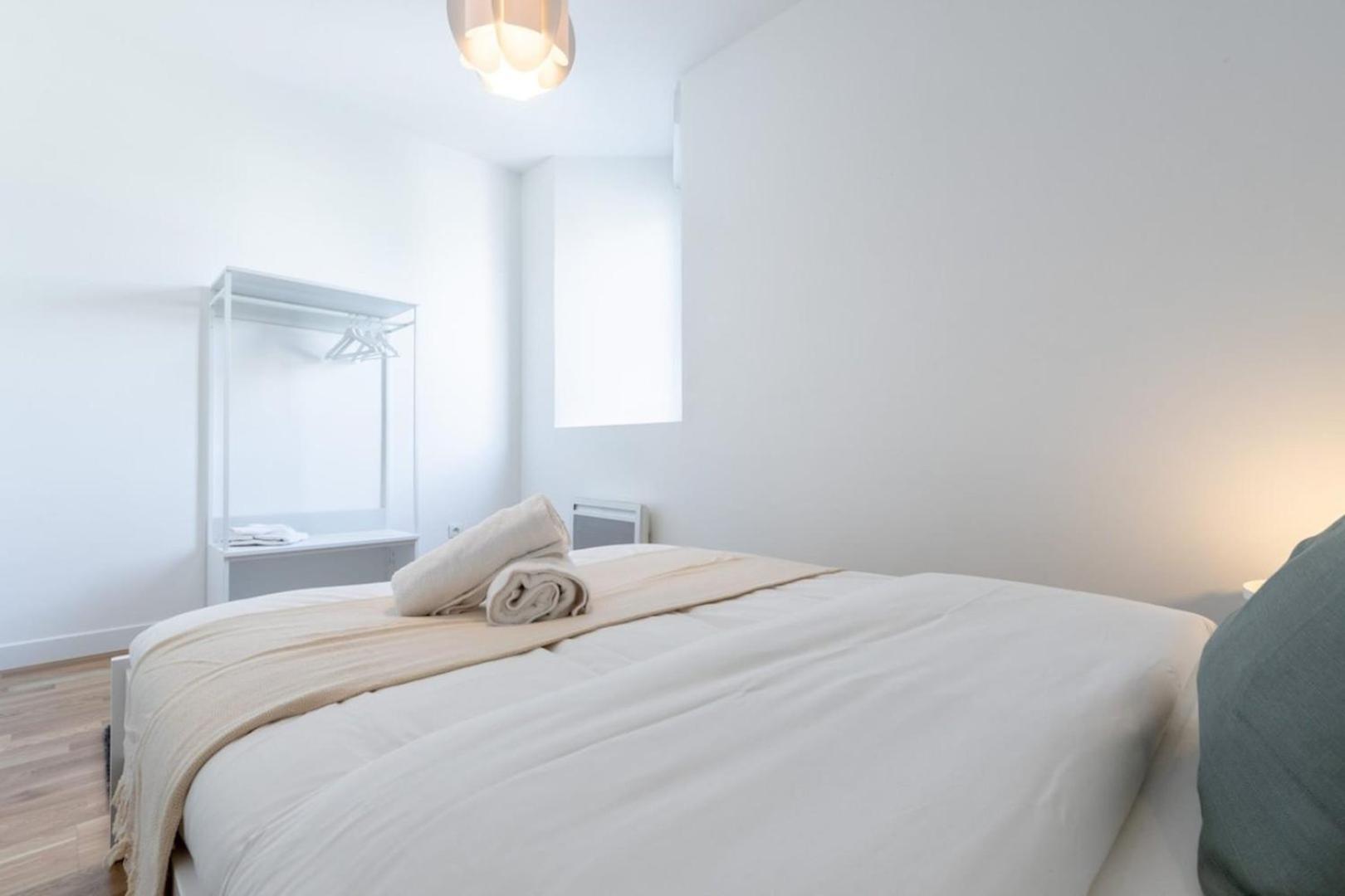 Lille Center - 4 Bedroom Duplex Apartment! Esterno foto