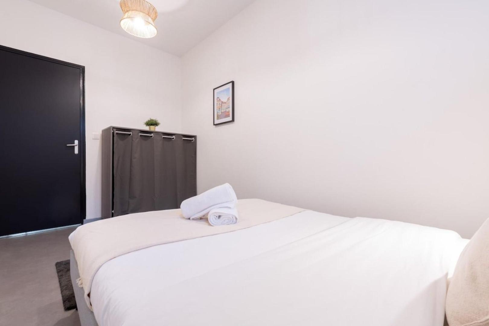 Lille Center - 4 Bedroom Duplex Apartment! Esterno foto