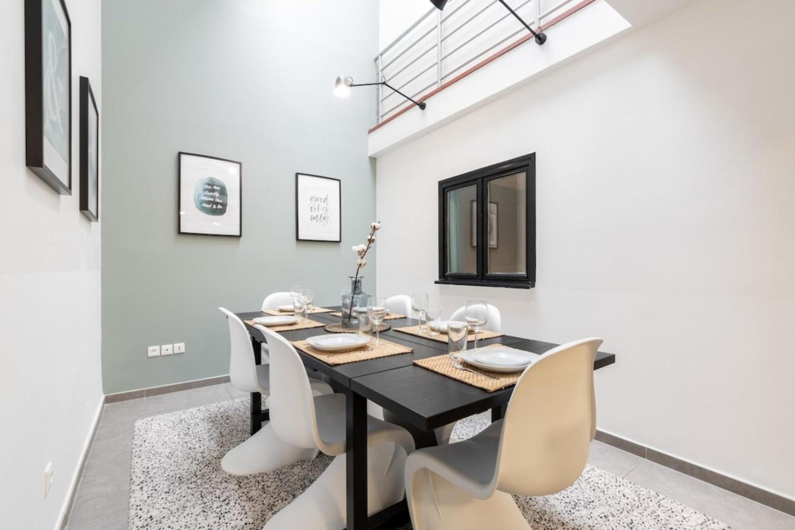 Lille Center - 4 Bedroom Duplex Apartment! Esterno foto