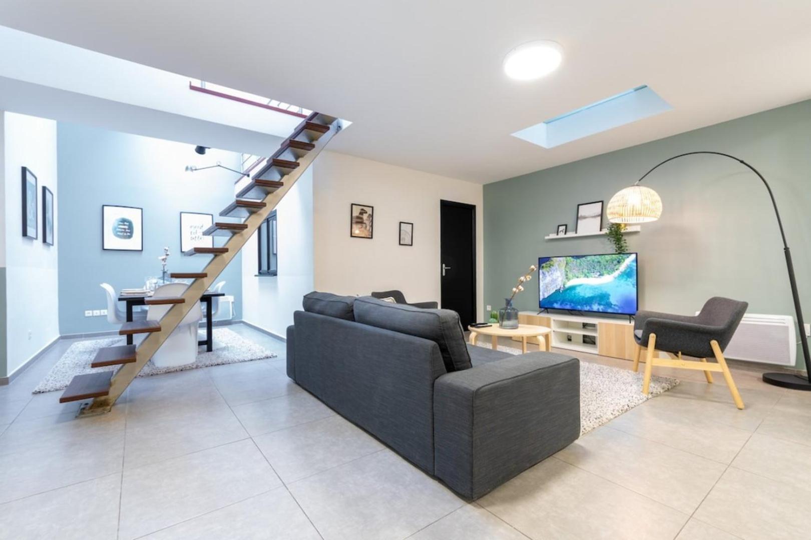 Lille Center - 4 Bedroom Duplex Apartment! Esterno foto